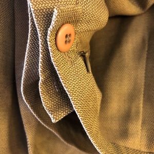 🆕Jones New York two-piece skirt set. Knee length skirt with blazer.